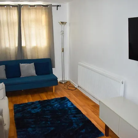 The Hathway Walk Holiday home